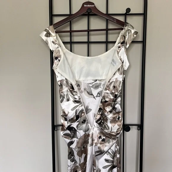 London Times Drapey Satin Ruched Floral Cocktail Dress Sz 4 - Picture 5 of 11